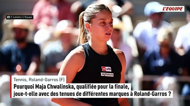 Pourquoi Maja Chwalinska, qualifiée pour la finale, joue-t-elle avec des tenues de différentes marques à Roland-Garros ? - Tennis - Roland-Garros (F)