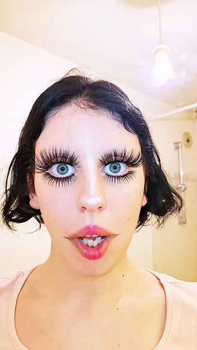 Makeup look girly kawaii