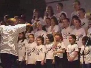 Extrait concert Gospelkids : Alfonso danse