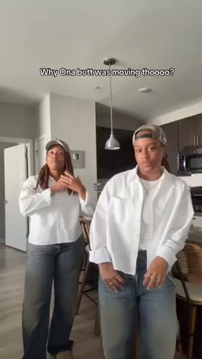 She was lowkey eating in up 🤣🤣👀 #foryou #twins