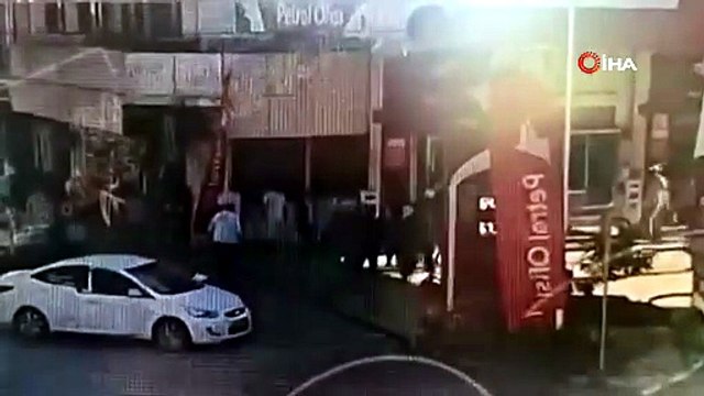 Trafikte Önüne bak dedi, ortalık savaş alanına döndü: 6 kişi tutuklandı