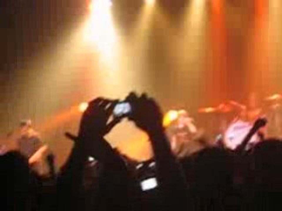 Concert de Paramore Born for this Bataclan