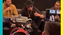 El Komander revela detalles de su nuevo show y responde si podrá cantar corridos en vivo