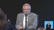 Raúl Kraiselburd recibe la distinción de Ciudadano Ilustre de La Plata. Palabras de Guillermo Bardón, concejal, autor del proyecto.