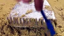 Crafting custom tools with molten aluminum 🙌