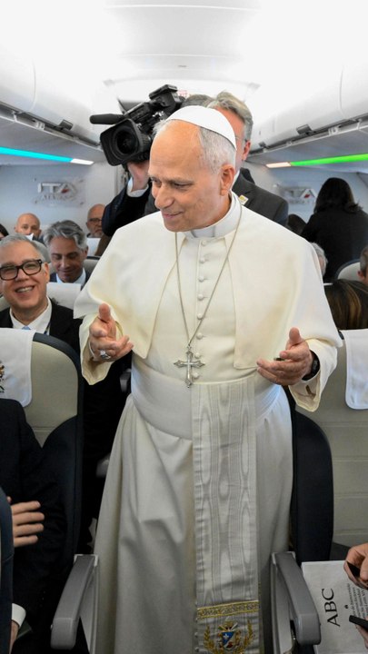 El Papa dice que la pederastia “es una llaga todavía abierta”