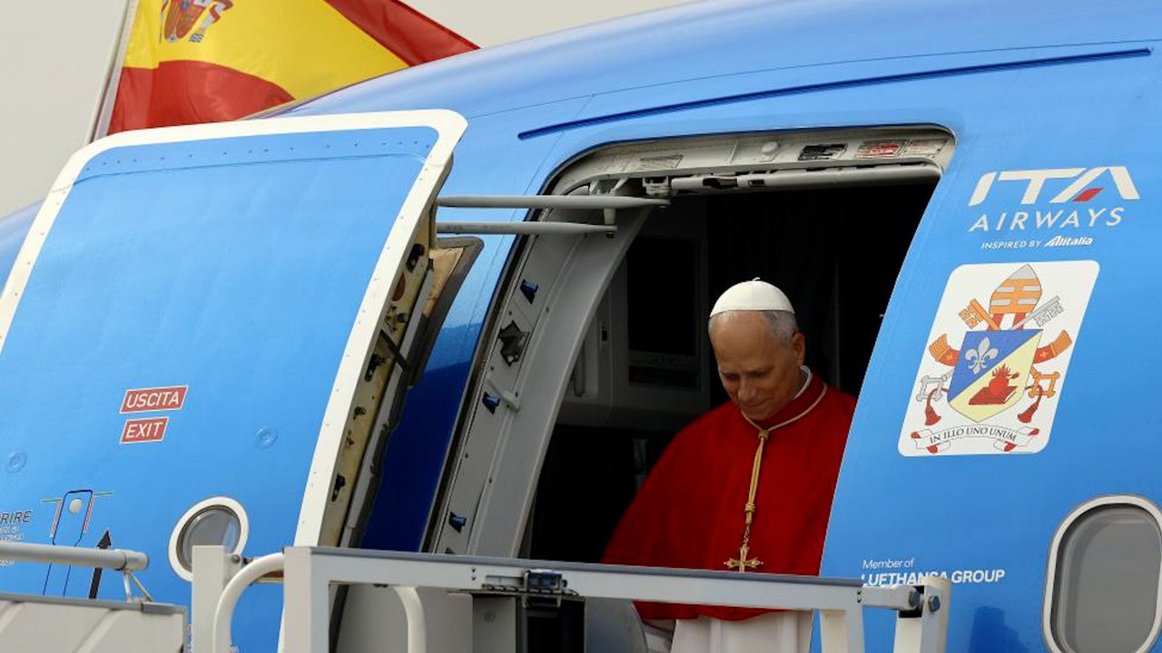 El Papa se moja y responde: "¿Real Madrid o Barça?"
