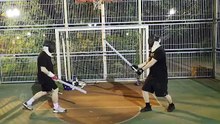 Фехтование длинным японским японским мечом чанбара катана - спарринг Katana Club на спортплощадке - Школа японского фехтования Katana Club (360p, h264)