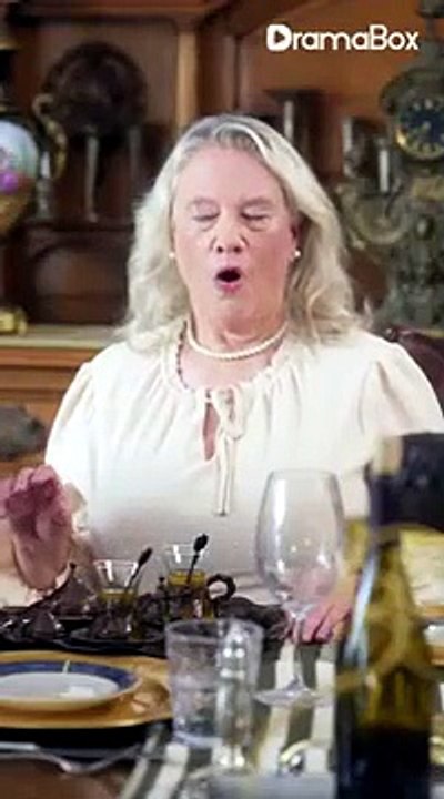 The substitute bride faked her period to avoid the CEO—he saw it all and fell for her clever charm!