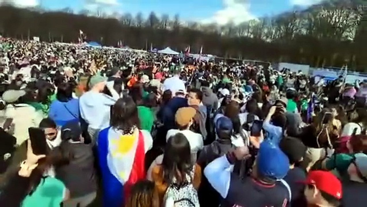 Global Support for Duterte: Thousands of Filipinos Rally in The Hague [Full Movie]