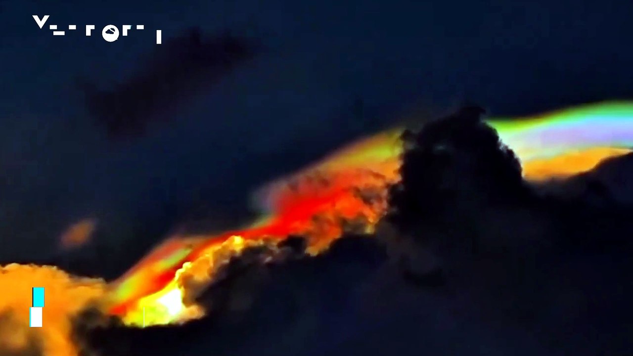 A spectacular iridescent cloud appeared in the skies over Pontianak, Indonesia