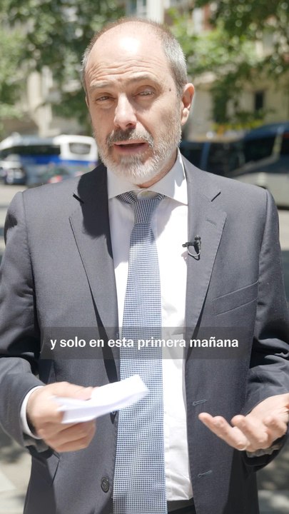 Los primero titulares del Papa en España