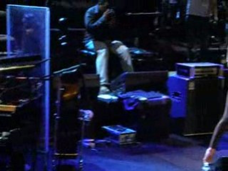 Camille Money note Live