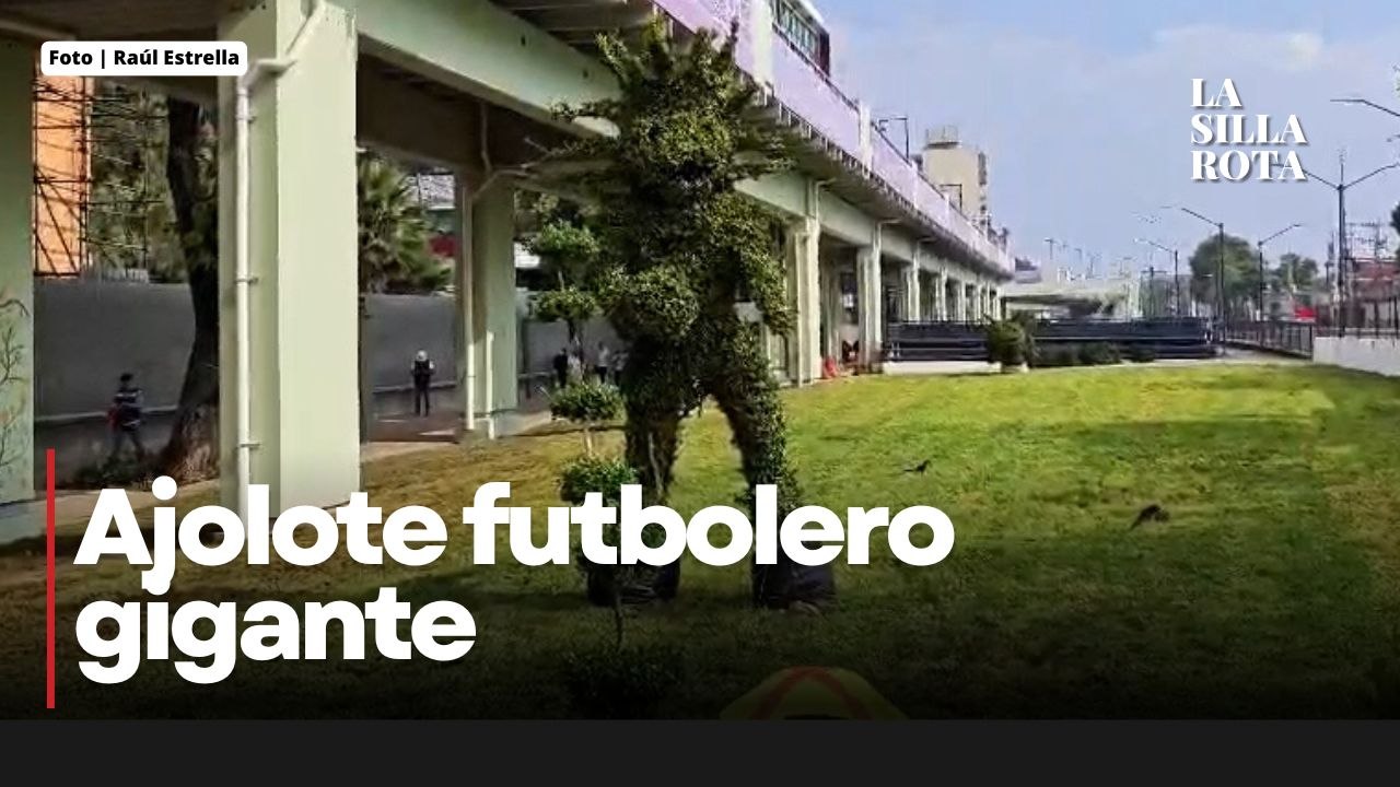 Así luce el ajolote gigante que adorna la nueva Calzada Elevada de CDMX