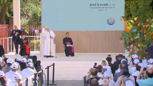 Pope Leo XIV visits a Cáritas center in Madrid