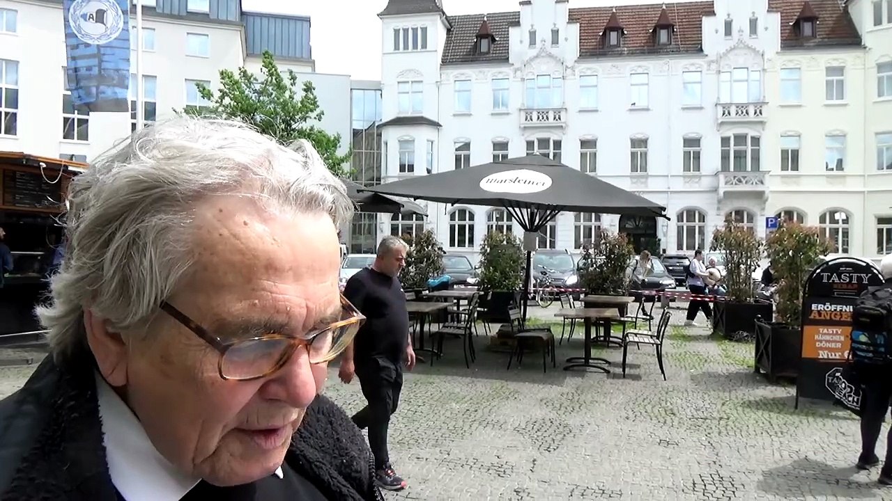 LIEBE DEINEN NÄCHSTEN
