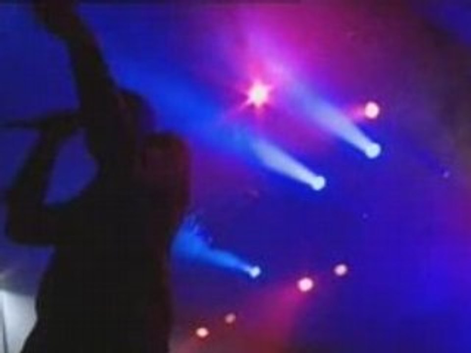 Kasabian - Club Foot (Live T In The Park 2006)