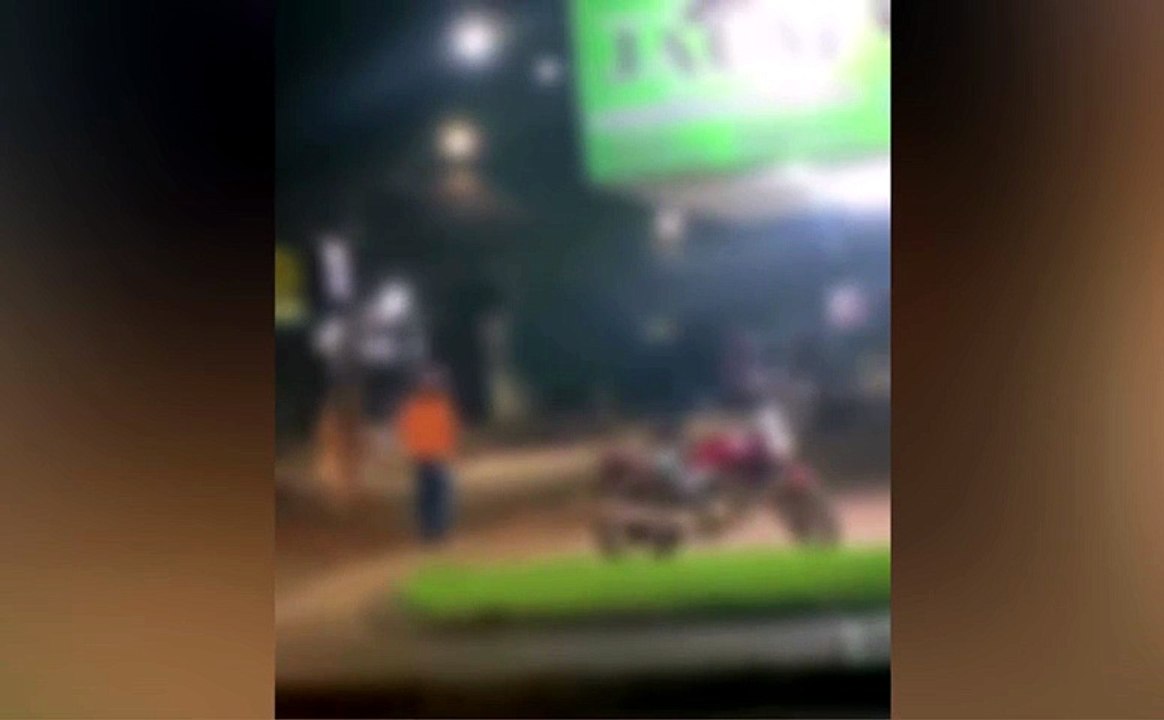 Homem é preso nu após invadir casa de idosa; moradores ajudaram a conter suspeito