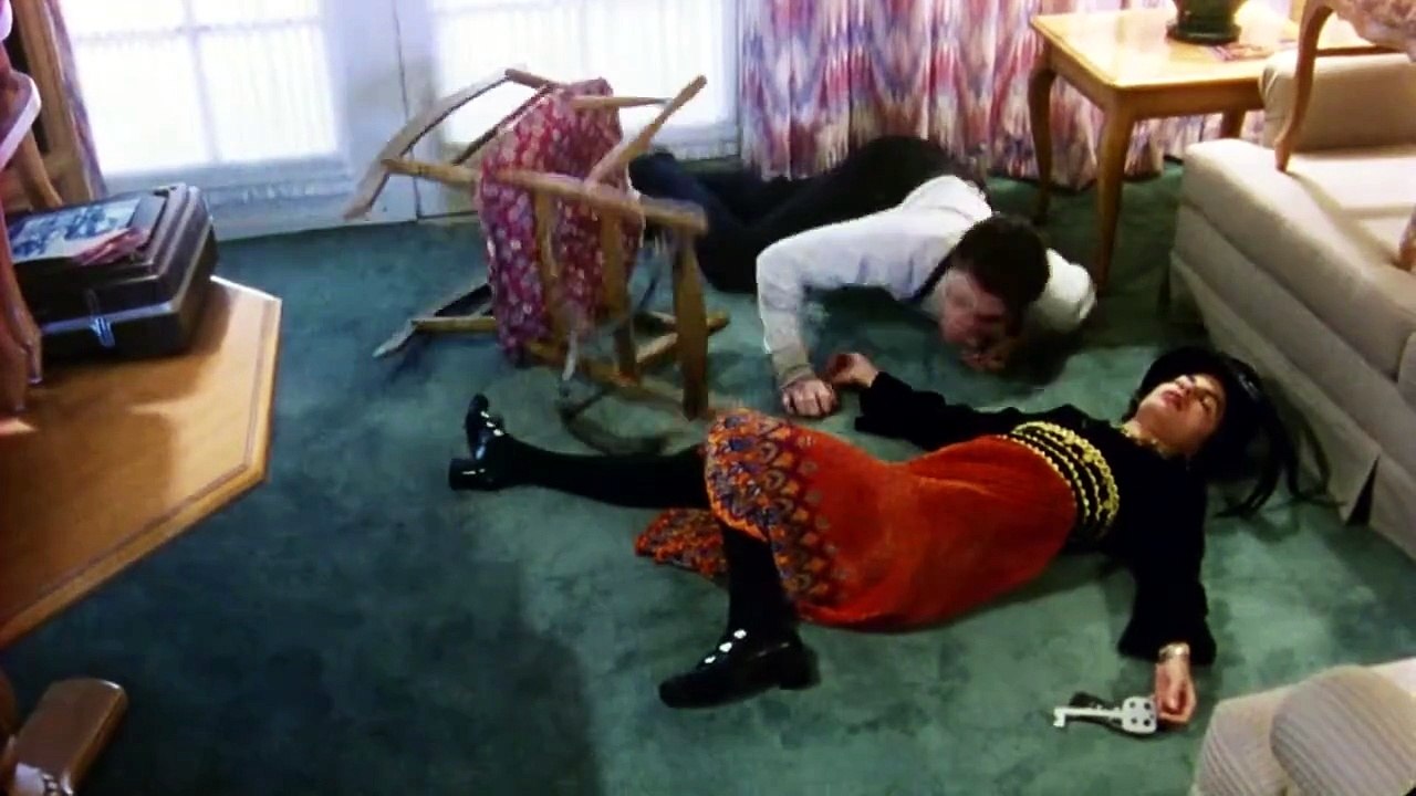 Η διαρκής αναχώρηση της Πέτρα Γκόινγκ (2000)