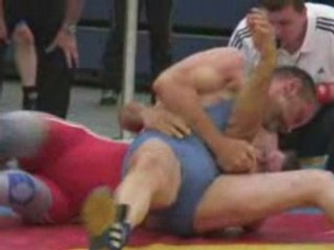 Neuss masters 2008 olympic grecoroman wrestling-01