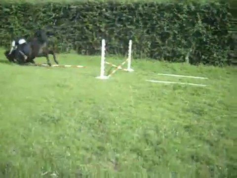 Séance saut avec gamelle à la fin ... xD