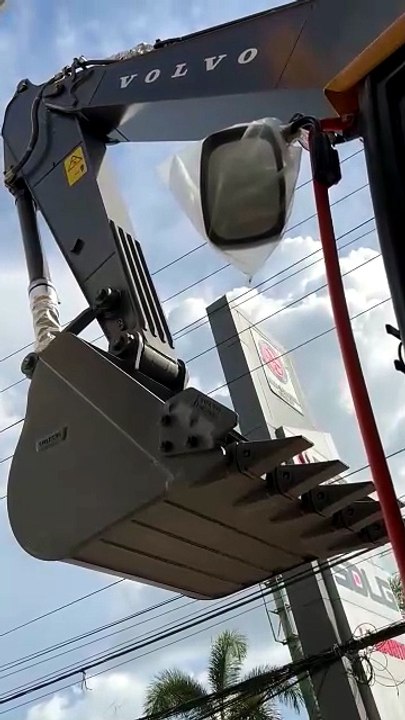 Volvo Heavy Equipment : Close-Up of a Brand New Excavator Bucket in Kalimantan
