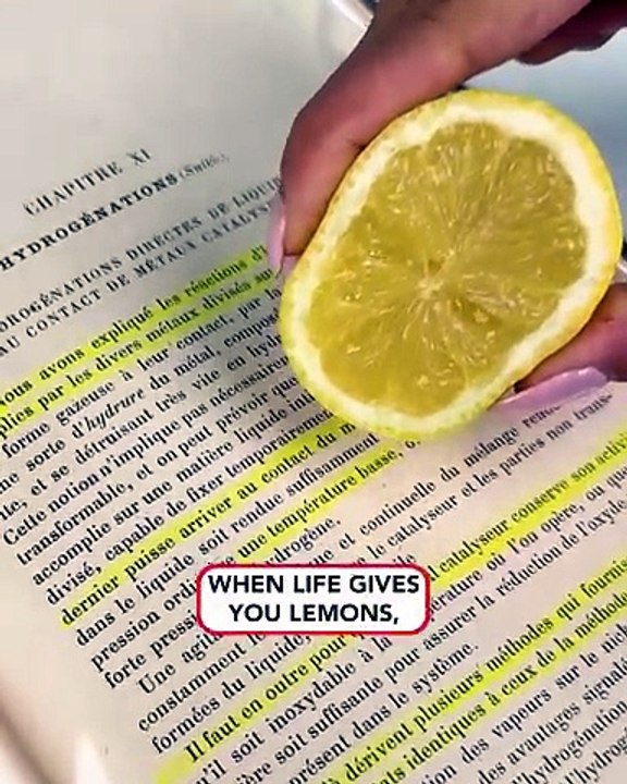 Say goodbye to highlighter mistakes with this lemon hack 🍋✨