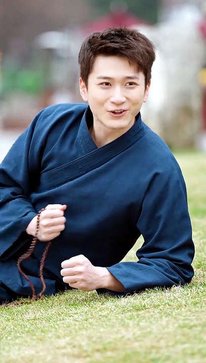 Down the Mountain, Up to Godhood EngSub New Movie