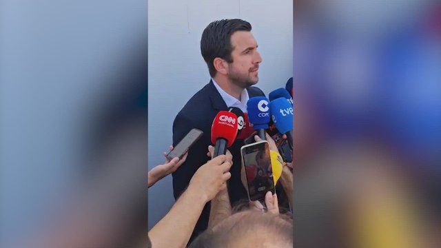 La primera reacción de Enrique Riquelme tras acudir a votar en las elecciones del Real Madrid