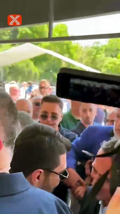 Kongrede Ali Koç tezahüratları; "Büyük başkan"