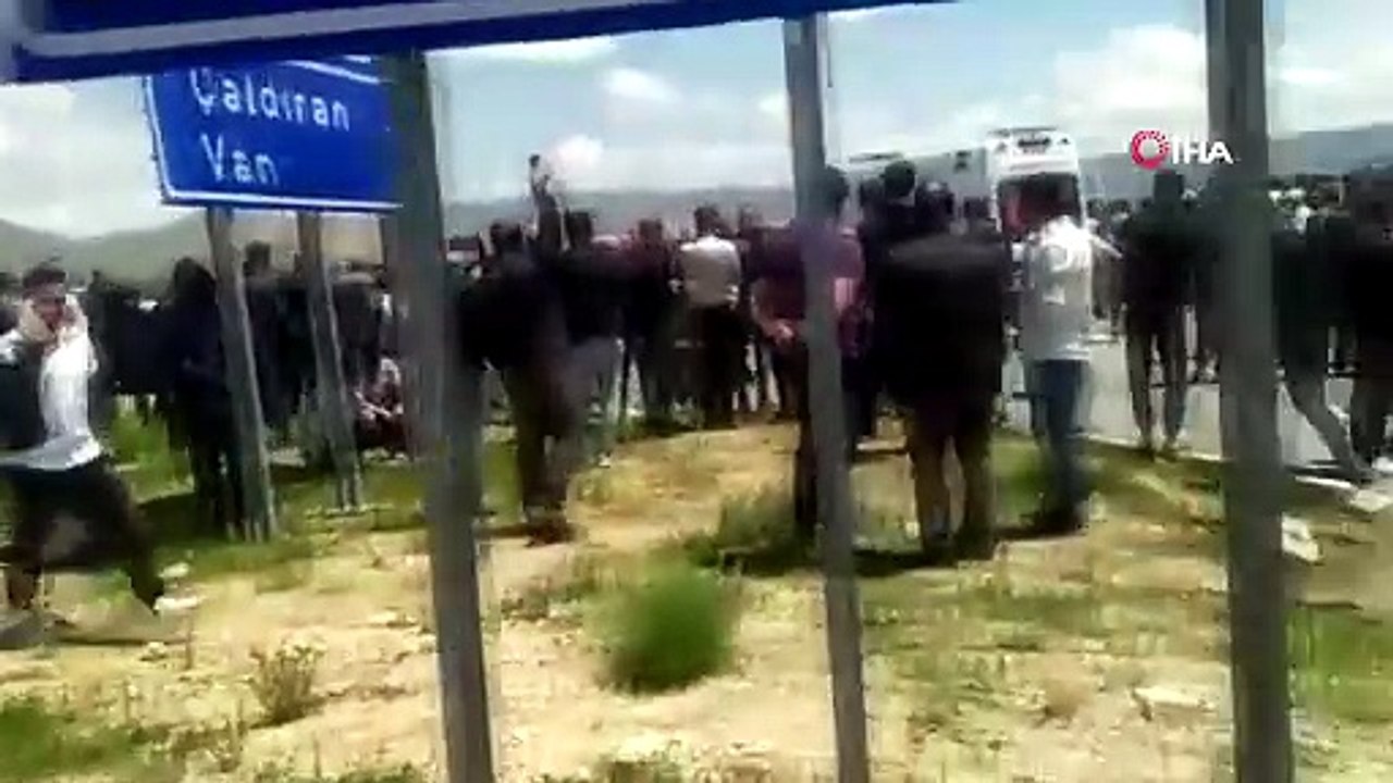 Van'da katliam gibi kaza: 4 ölü, 2 yaralı