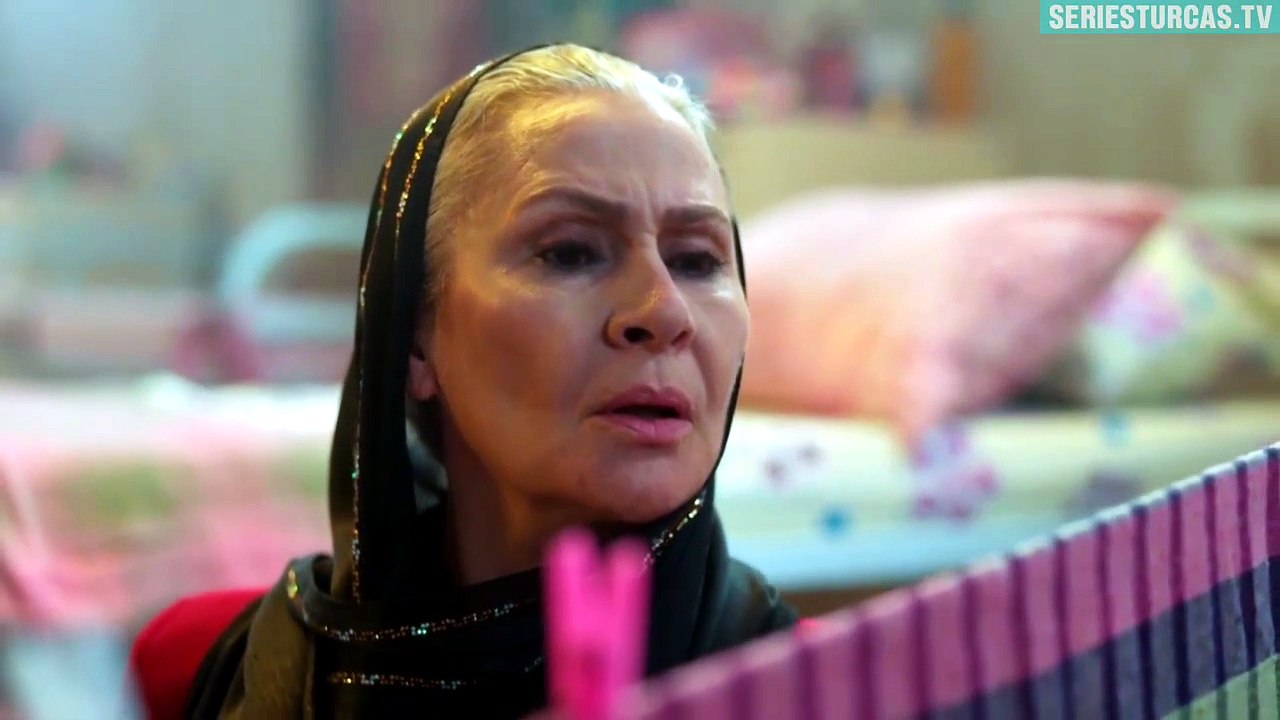 Uzak Sehir Capítulo 55 | Ciudad Lejana | Novela Turca en Español