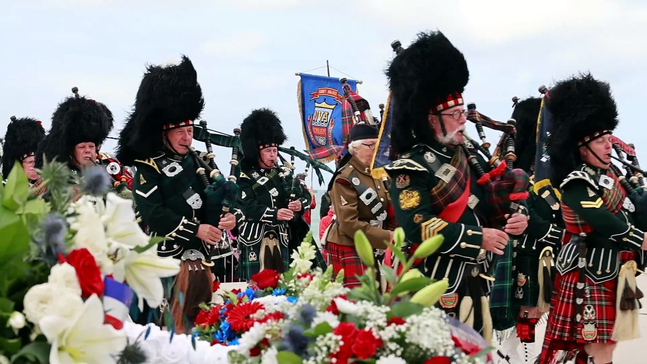 82e anniversaire du D-Day - cérémonie britannique à Arromanches