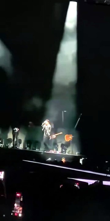 Tarkan konserinde ezan tartışması! Yaptığı açıklama kafa karıştırdı