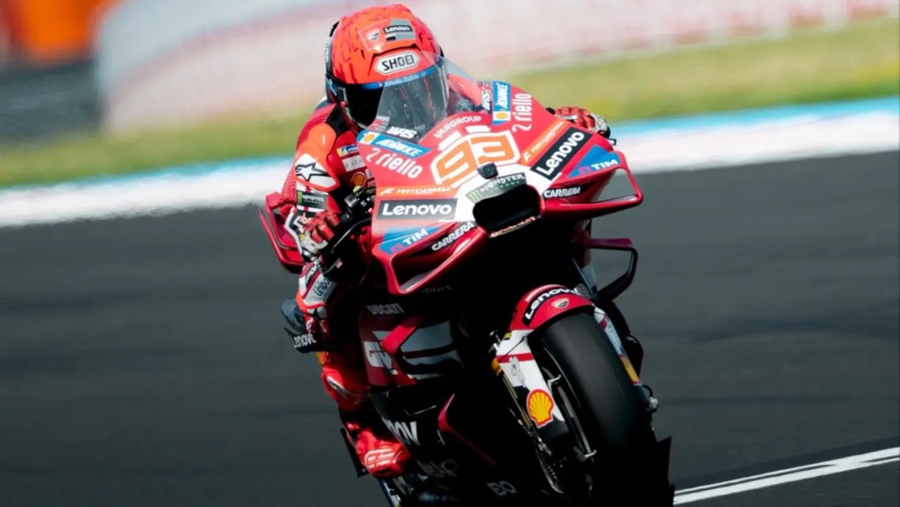 Resumen MotoGP del GP de Hungría · Marc Márquez pone el Mundial patas arriba