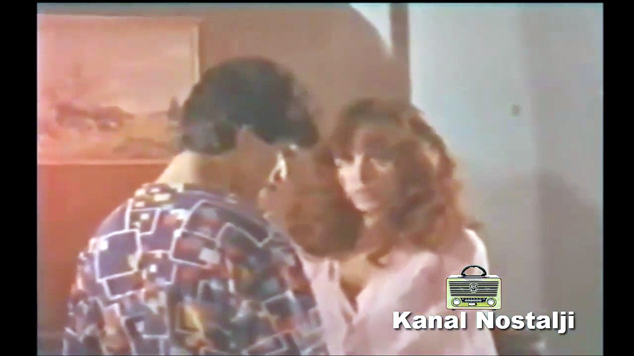 1980 Çırpınış ZERRİN DOĞAN HAKAN ÖZER Türk Filmi İzle [Full Movie]