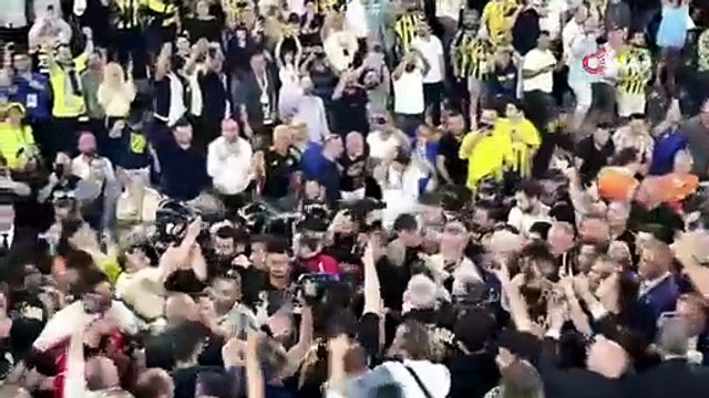 Aziz Yıldırım, 8 yıl sonra yeniden Fenerbahçe Başkanı seçildi | Ajansspor | IHA