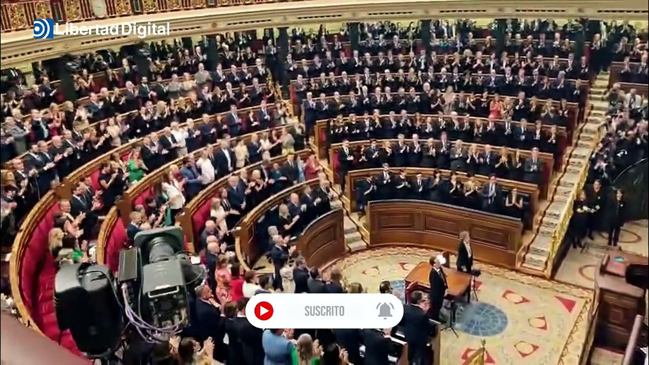 La gran ovación del Congreso al Papa a su entrada en el hemiciclo