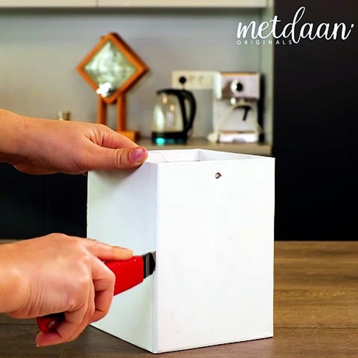 DIY Valentine's chocolate box! 🎁🍫