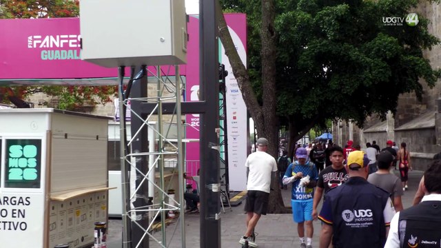 Disfrutan centro de Guadalajara pese a cierres por mundial