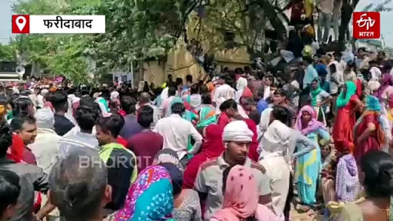 फरीदाबाद के नेहरू कॉलोनी में घर तोड़ने के विरोध में महापंचायत, अनिश्चितकालीन हड़ताल का किया ऐलान