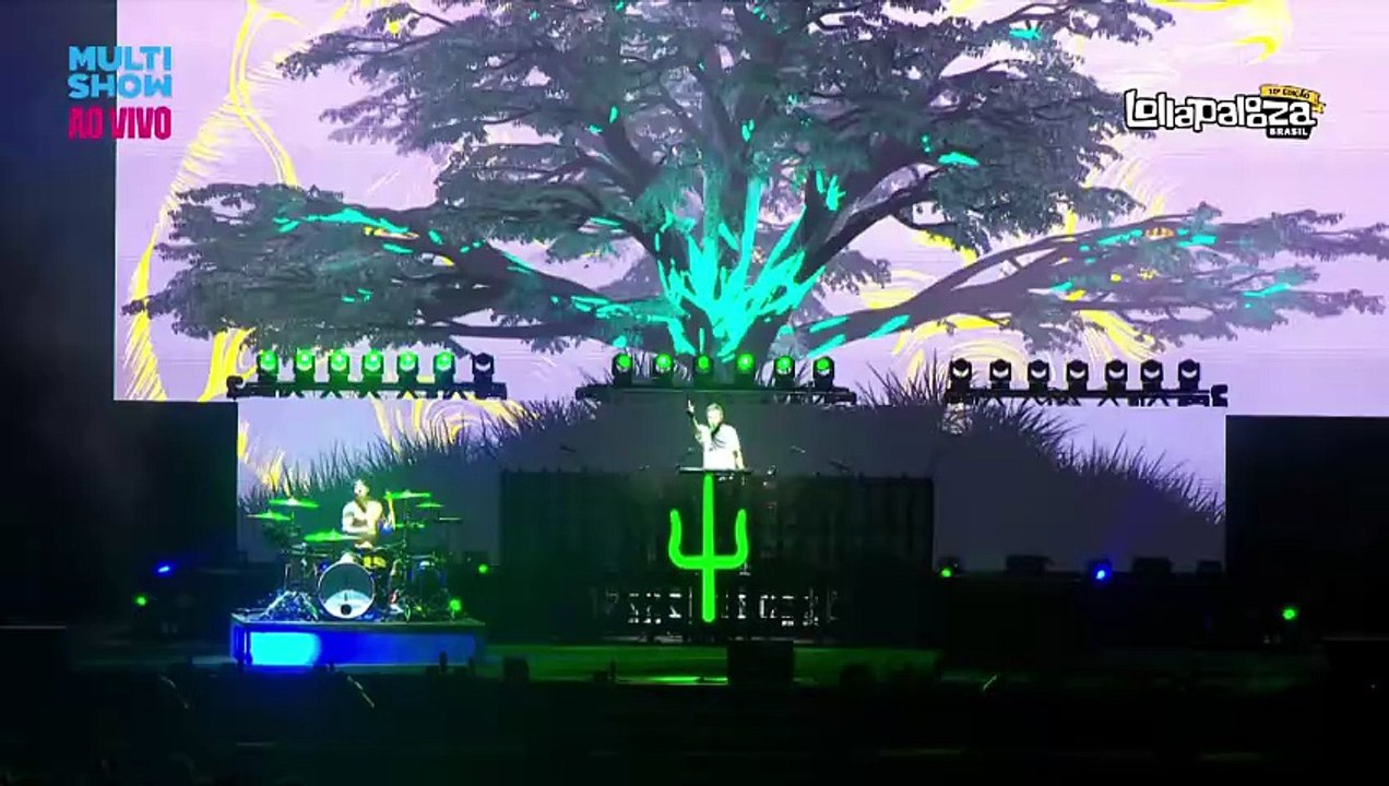 Trees - Twenty One Pilots (live)