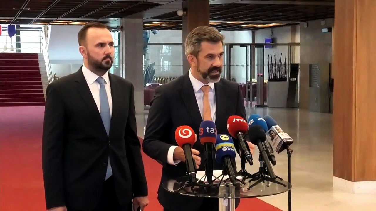 ZÁZNAM: PS vyzvalo na zastavenie projektu obnovy portálu Slovensko.sk