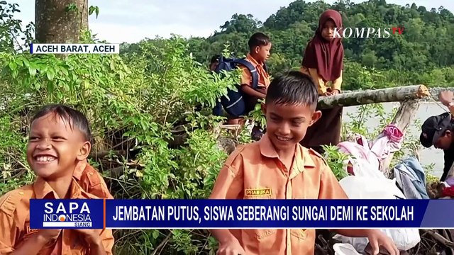 Jembatan Putus 6 Bulan, Siswa SD Terpaksa Seberangi Sungai untuk Ujian | SAPA SIANG