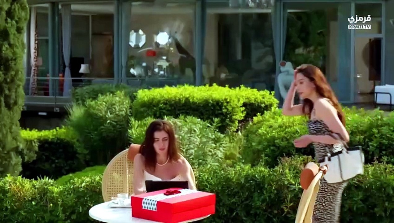 مسلسل في السابعة عشر الحلقة 2 مترجمة