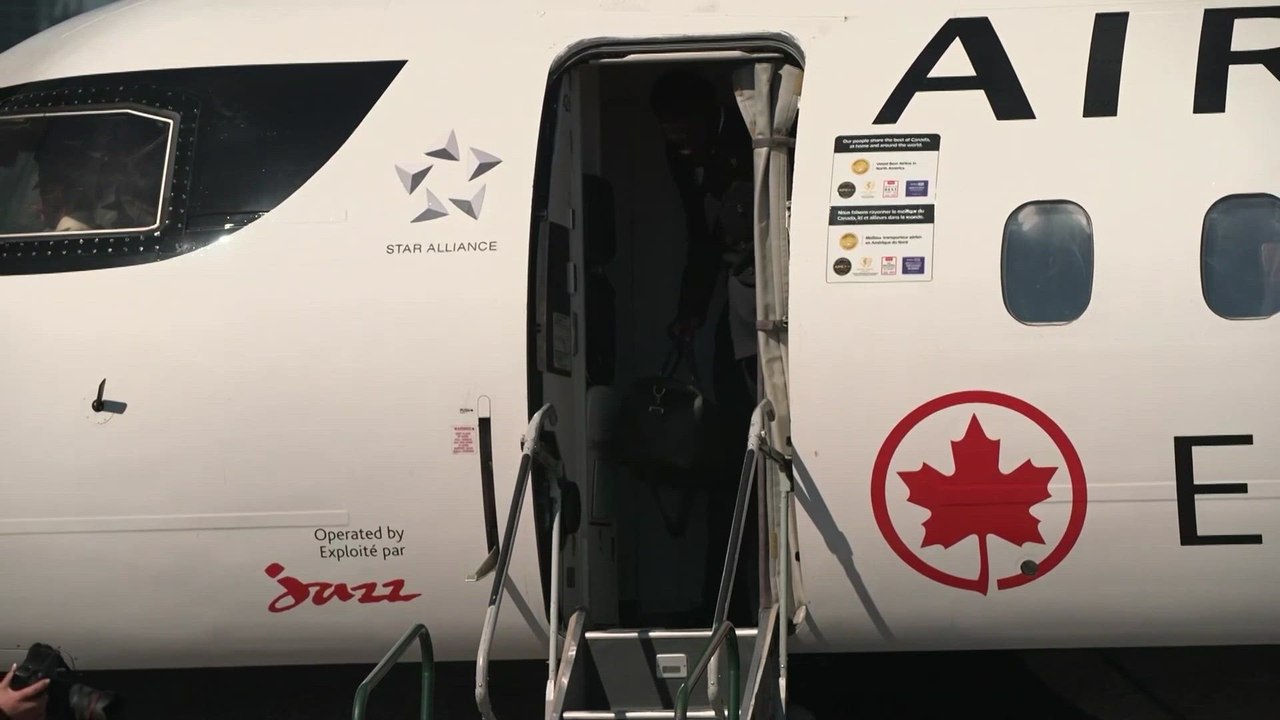 The Canadian national team arrives at the venue to play in the 2026 World Cup