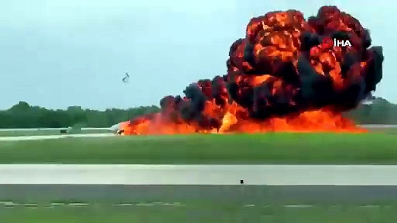 Özel jet acil inişte yer eçakıldı; bir anda alev topuna döndü: 2 pilot hayatını kaybetti