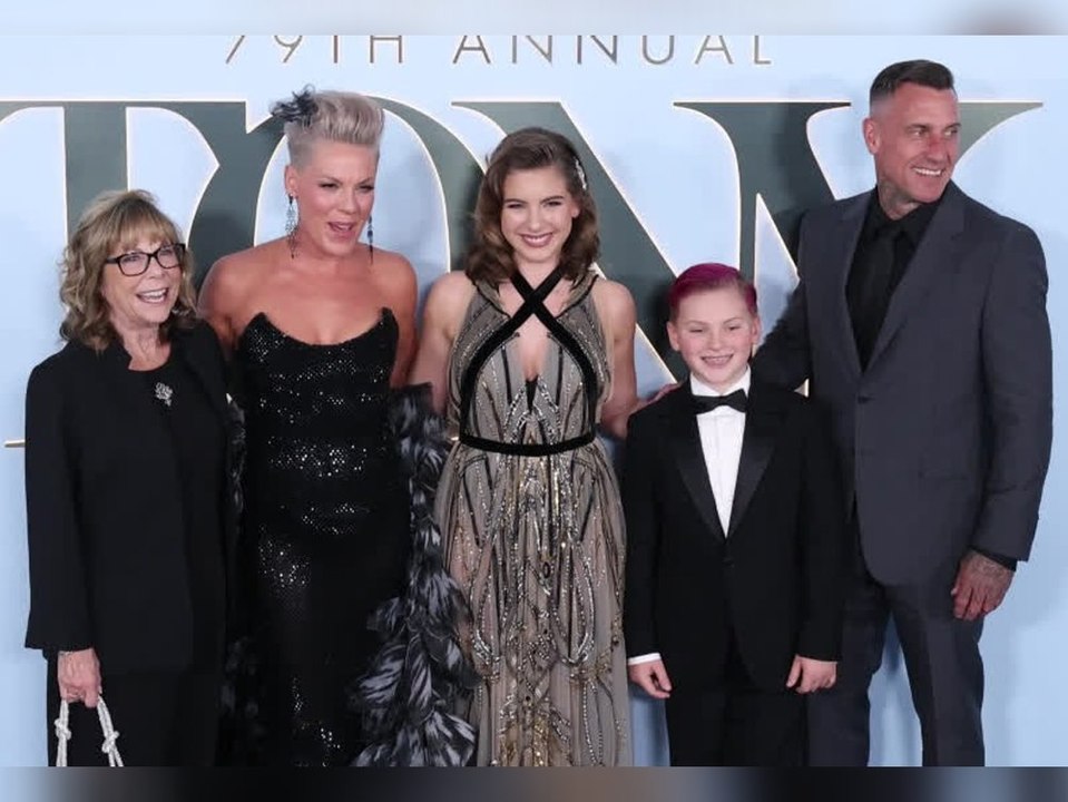 Pink bringt ihre Familie mit zu den Tony Awards