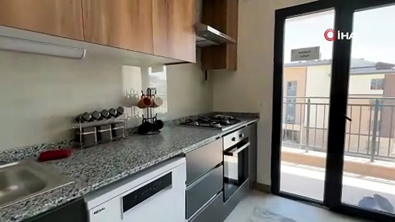 TOKİ'den 64 ilde şartsız, kurasız 20 bin konut satışı: Taksitler emsal kiraların altında!