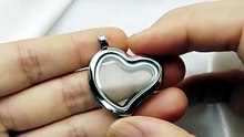 Looking for meaningful jewelry? ❤️